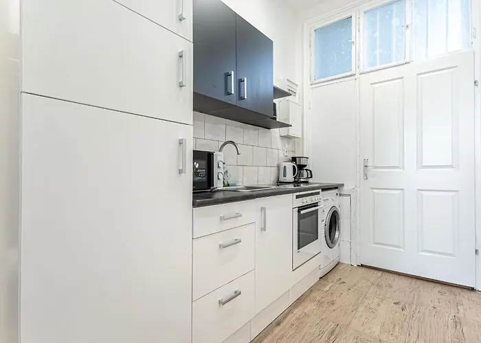 Affordable & Comfortable 1br Great For Long Διαμέρισμα