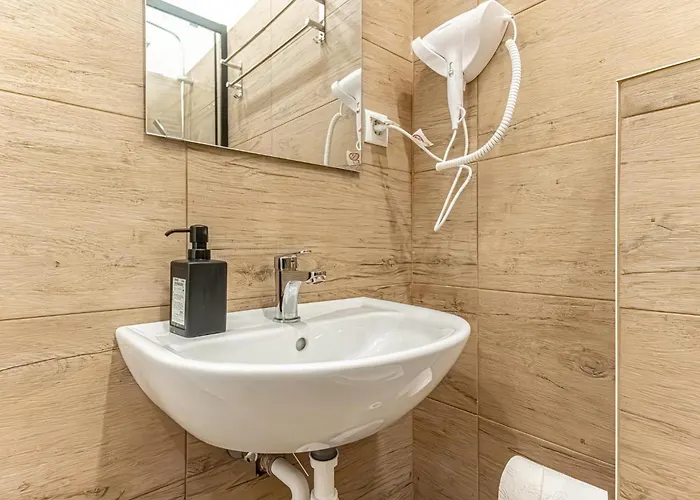 Affordable & Comfortable 1br Great For Long * Βιέννη